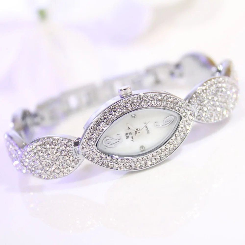 

Middle East Hot Sales Full of Crystals Watch Diamond-embedded Watch High Quality Oval Bracelet Watch Quartz Watch