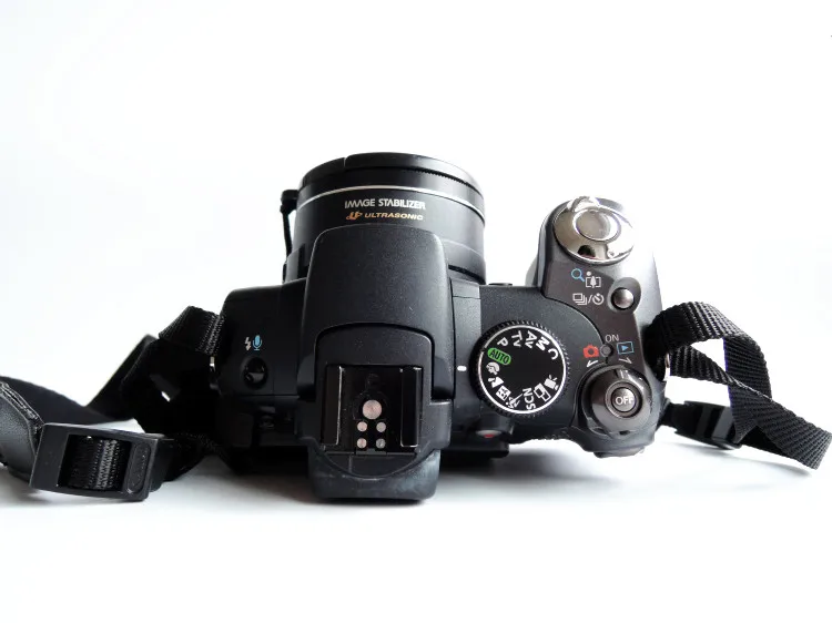 Б/у цифровая камера Canon PowerShot Pro Series S5 IS 8.0MP с 12x оптическим стабилизированным зумом