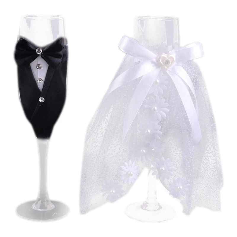 

Creative Gift Bridal and Groom Lace Dress Champagne Flutes Wedding Glasses Set Cup Toasting Goblet Wedding Home Hotel Decoration