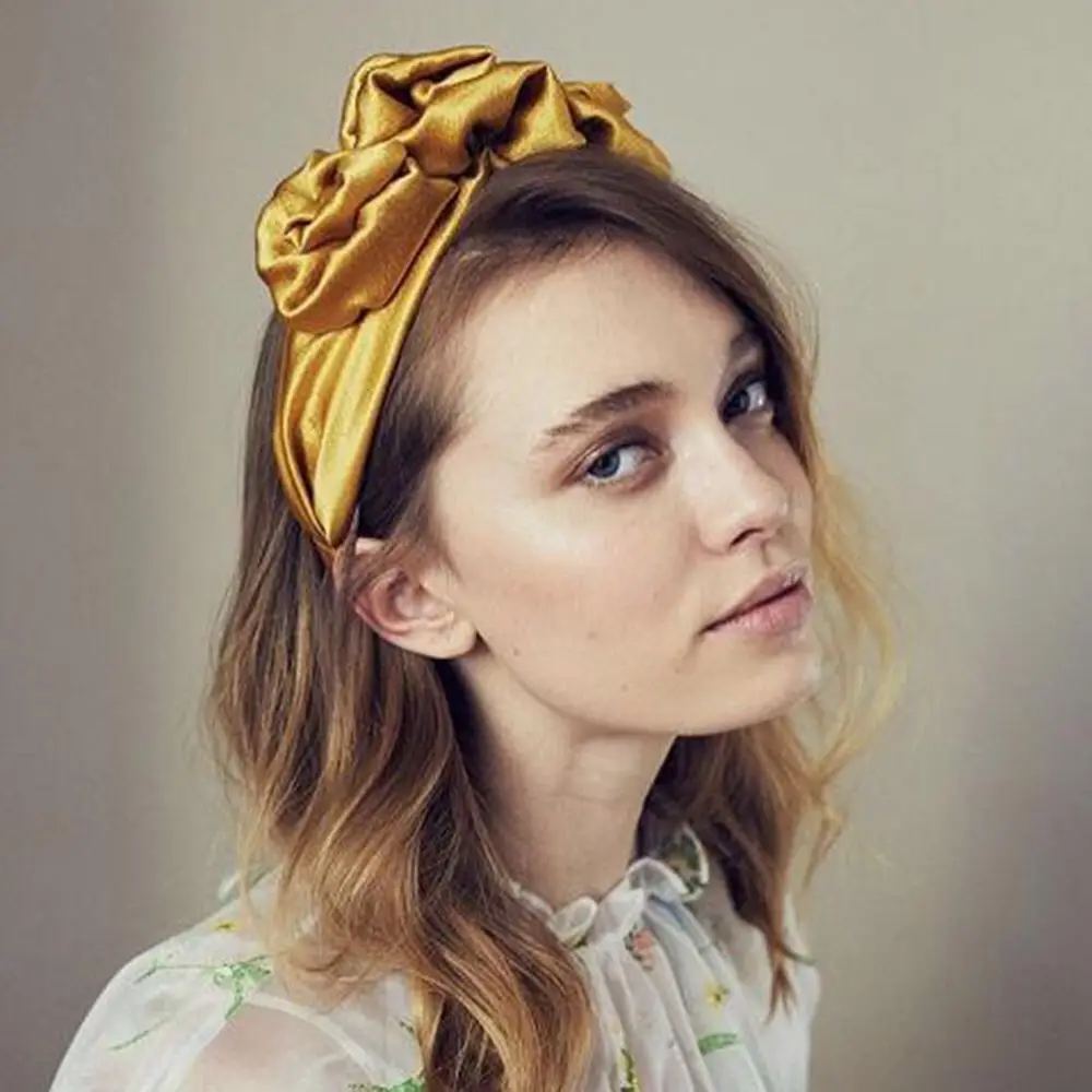 12838915613_1270434164