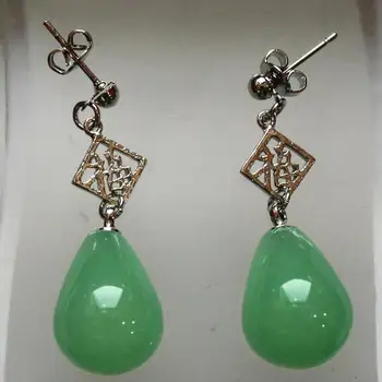 

wholesale Chinese style fu 12*16mm fancy light green jade stud earring