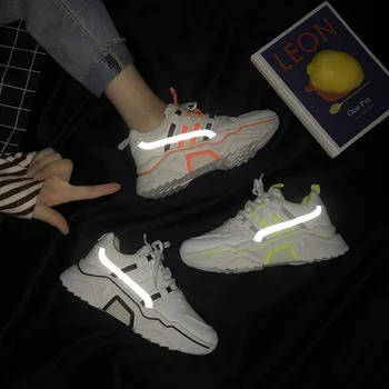 

Sports Shoes Female 2019 Autumn New Student Street Shooting Reflective Running Casual Shoe Breathable Ins Old Shoe White Sneaker