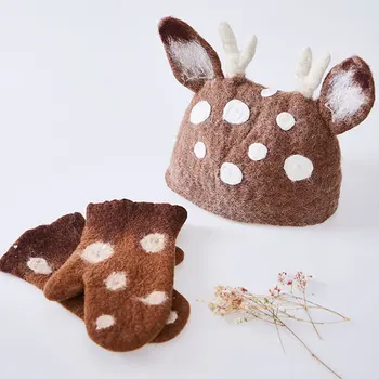 

Retro Wool Hats Winter Cute Dot Antler Ear Women Berets Fashion Handmade Literary Girl Christmas Hat Ladies Animal Headgear Caps