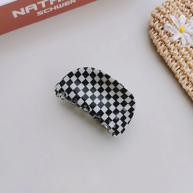 hair clip ins Large Acetic Acid Checkered Black White Plaid Hair Claw Clips for Girls Hairpins Women bobby pin Accessories Headwear Come Shine types of hair clips Hair Accessories