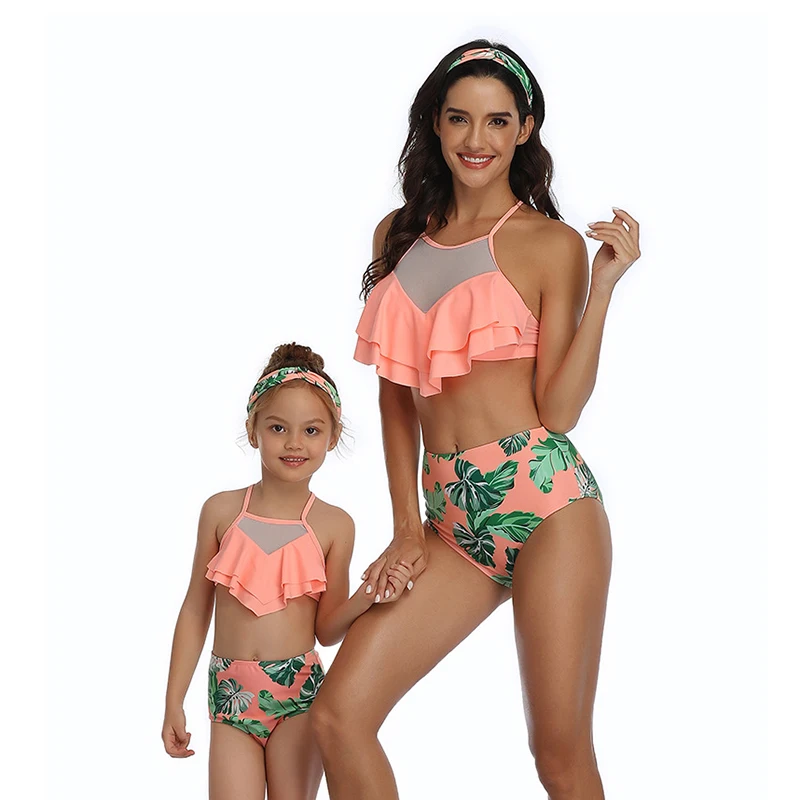 

2020 New Summer Family Matching Swimwear Green Leaf Print Beachwear Mommy and Me Swimsuit Mother and Daughter Clothes