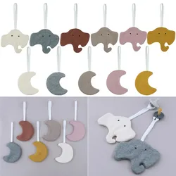 Cute Moon Shape Baby Pacifier Clip Chain Pendant Newborn Soother Holder Dummy Nipple Clip Holder Decor Baby Teething Accessories