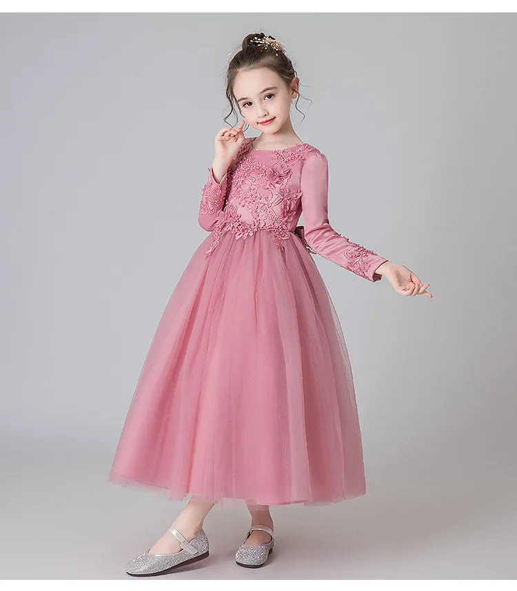 12137823720_1152233505