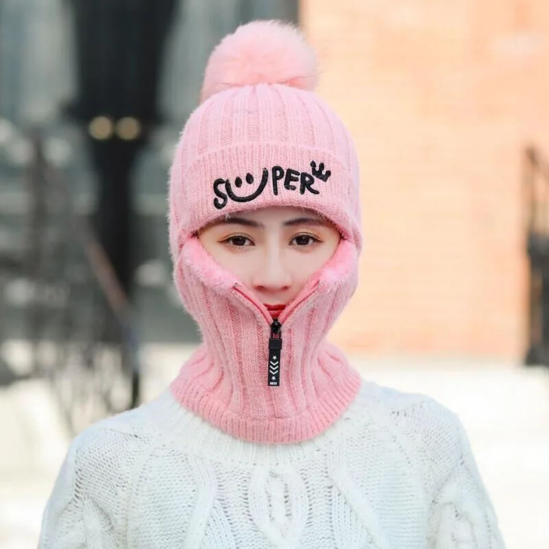 Новые толстые теплые зимние трикотажные изделия для женщин Embriodery Smile Face Beanie наушники на молнии украшения Gorro мех пом шапка с помпоном зима