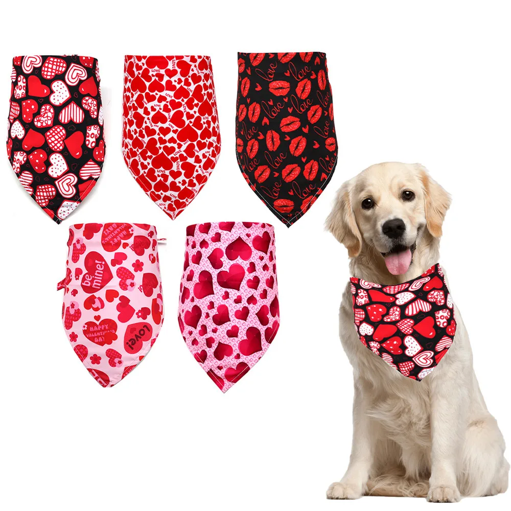 

Miflame Valentine's Day Dog Bandana Dachshund Labrador Accessories For Large Dogs Scarf Love Heart Dog Bibs Cute Pet Supplies