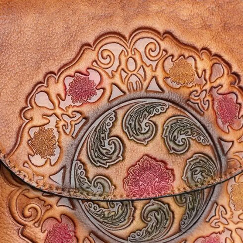 Vintage Embossed Women Genuine Leather Backpacks College Style Flap Schoolbags Ladies Outing Travel Bag Ladies Soft Daypacks