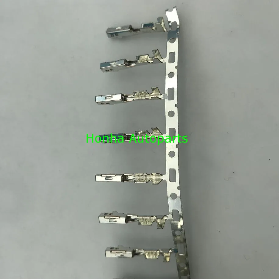 

Бесплатная доставка, обжимные клеммы (штифты) 50 шт./лот (штифты) подходят для проводов от 0,3 до 0,5 мм2, кабель 7116-4231-02