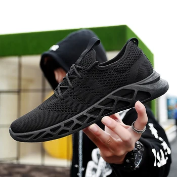 

New Fashion Men Casual Shoes Lightweight Breathable Comfortable Lace-up Mesh Male Walking Sneakers Sport Running Black Footwear