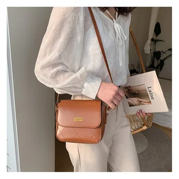 

2020 New Women's Retro Handbag Fashion Shoulder Bag Casual Messenger Bag Pu Square Sling Bag Fashion Young