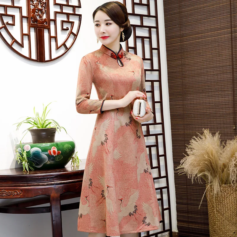 

2019 Spring And Summer Chinese-style Suede Pink Crane Stand Collar Water Droplet Hole Mom Cheongsam Retro Loose Dress