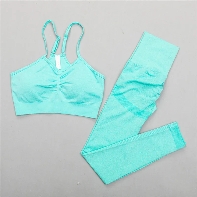 18589768827_1076592917