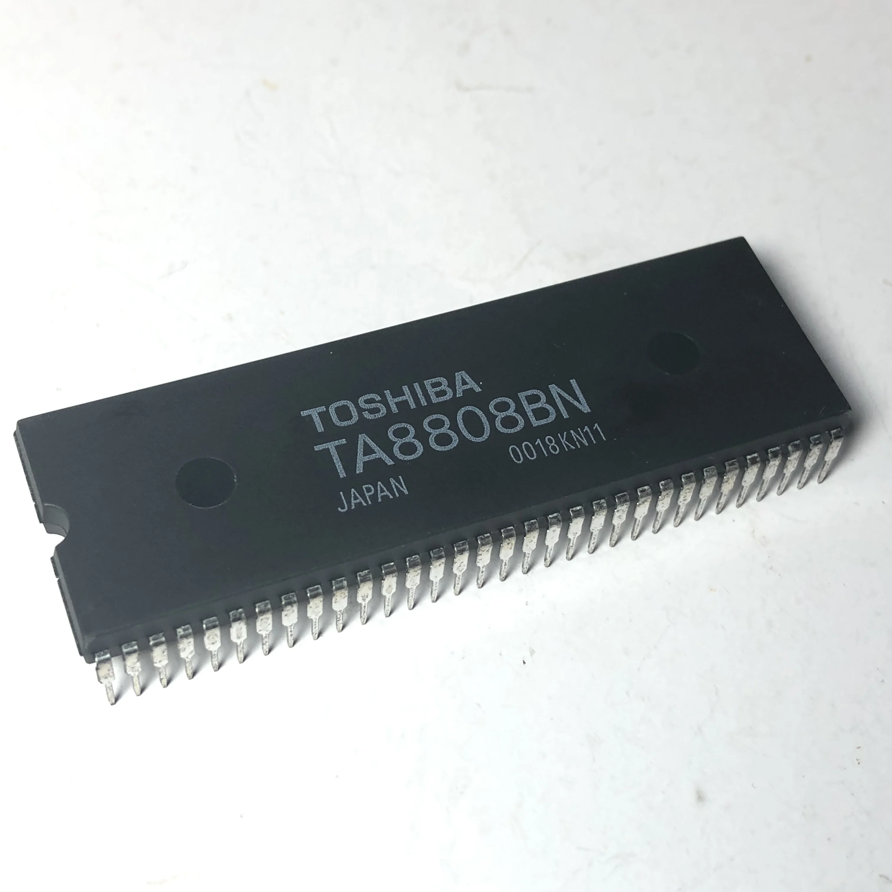 TA8808BN TA8808B TA8808 DIP-64P 5 шт./лот