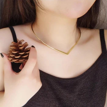 

2020 New Fashion Jewelry Simple V Design Torques Choker Necklace for Women Or Girl For Birthday Or Party Gift