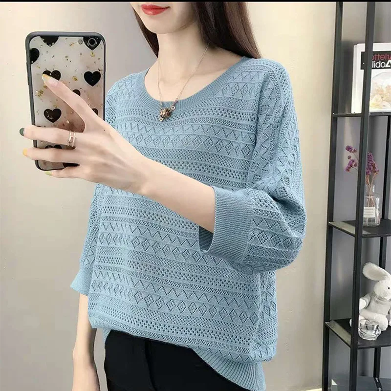 

New Round Neck Cutout Sweater, Thin Blouse, Solid Color Cropped Sleeves Loose Sweater