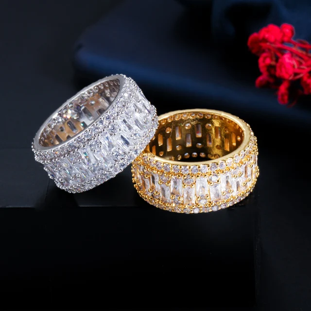 The new Conquétes Regalia collection by Louis Vuitton, yellow sapphire and diamond  ring