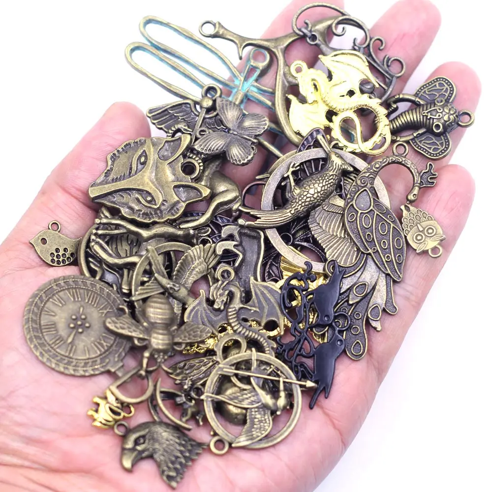 100g (20pcs) Craft Supplies Mixed Flying Dragon Charms Pendants Beads  Charms Pendants for Crafting, Jewelry Findings Making Accessory for DIY  Necklace