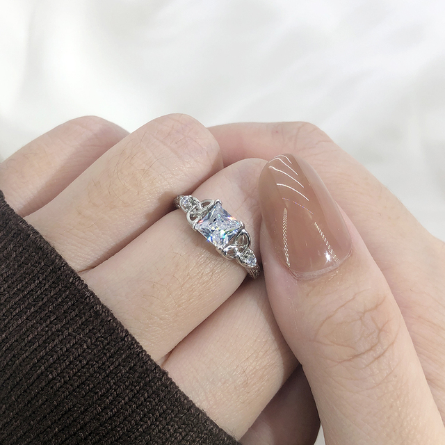 Diamond Rings For Women Zircon Charms Bridal White Gold Engagement Promise Ring Trendy Korean Marriage Jewelry Wholesale