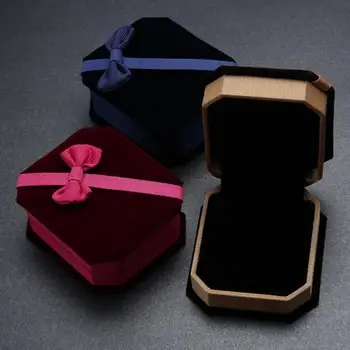 

2019 Bowknot Decor Necklace Ring Earrings Show Case Display Storage Jewelry Gift Box Gift Boxes for Ring or Bracelet