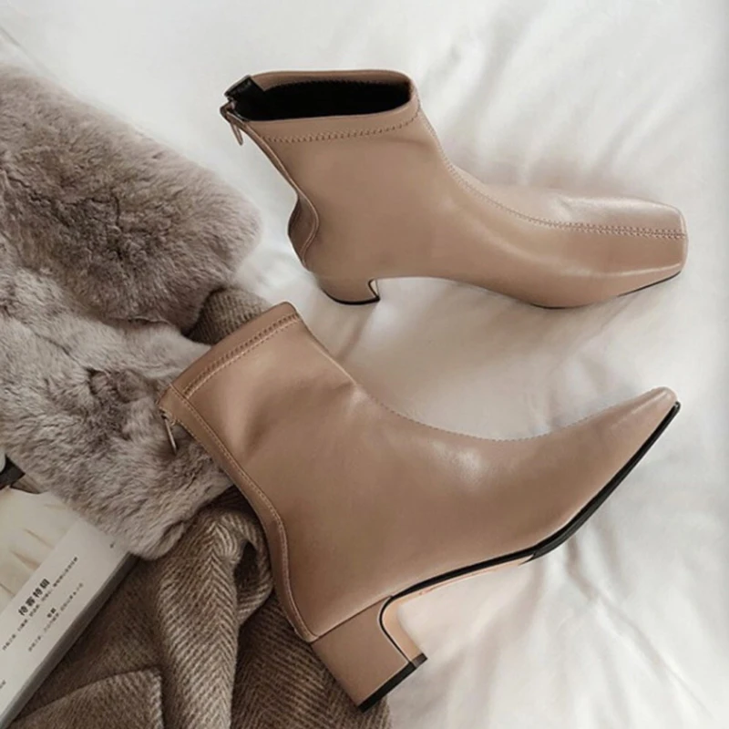 Baratos Botas cortas de cuero pu negro de combate grueso de tacón medio otoño mujer cremallera Martin botas botines de mujer