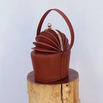 

2020 Women Solid Color Barrel Pleated Spliced Bucket Bag Luxury Fashion Pu Leather Handbag Retro Female Organ Bag