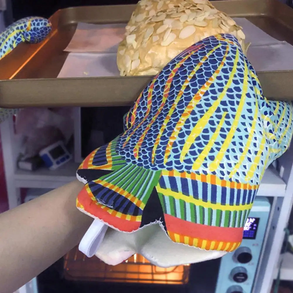 1pc BBQ Glove Tropical Fish Oven Mitt Quilted Heat Resistant Animal Oven Glove Anti-Scalding Mitten For Home Kitchen