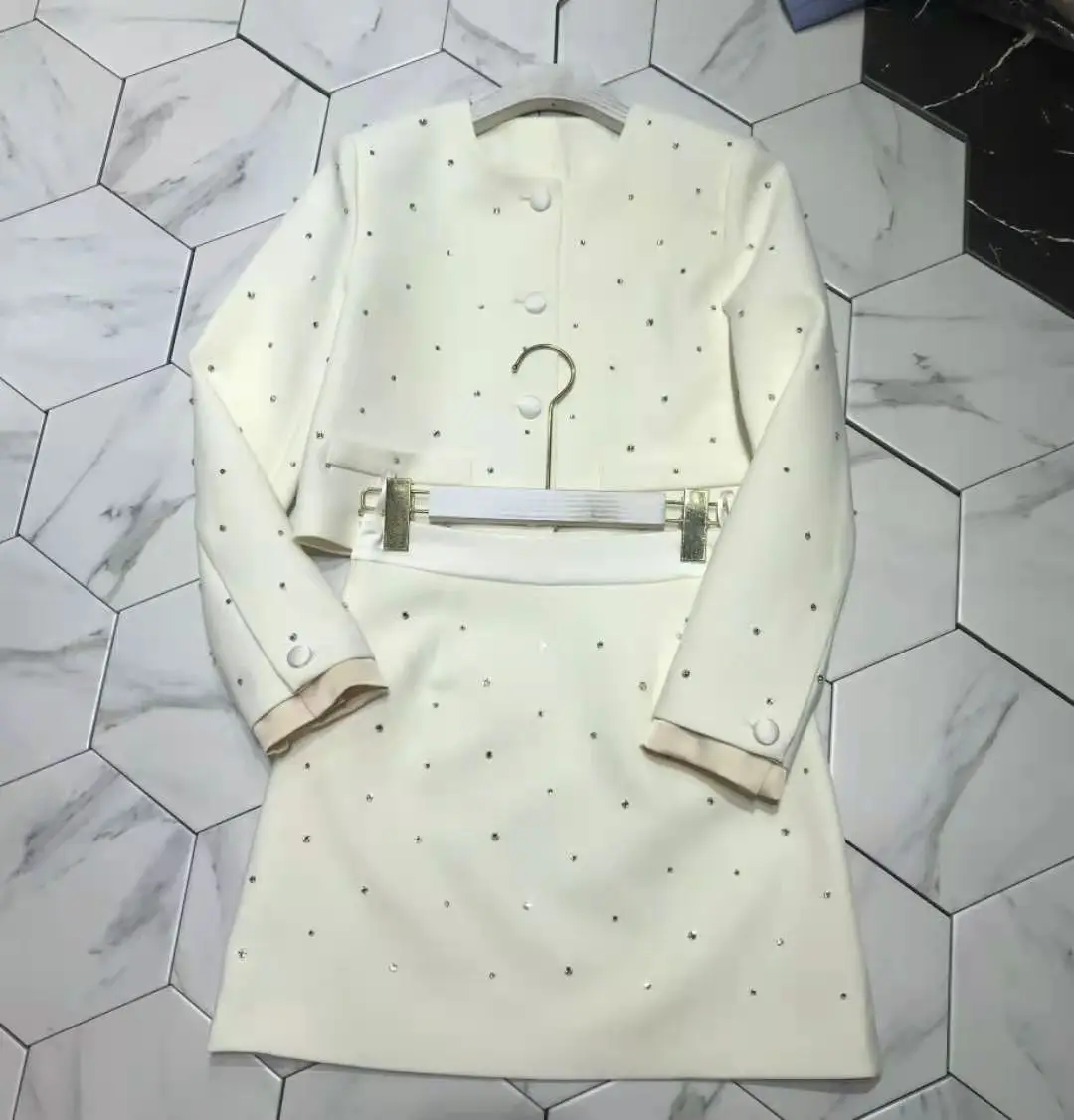 2021 new formal white and black suit cute ladies holiday suits for girls |