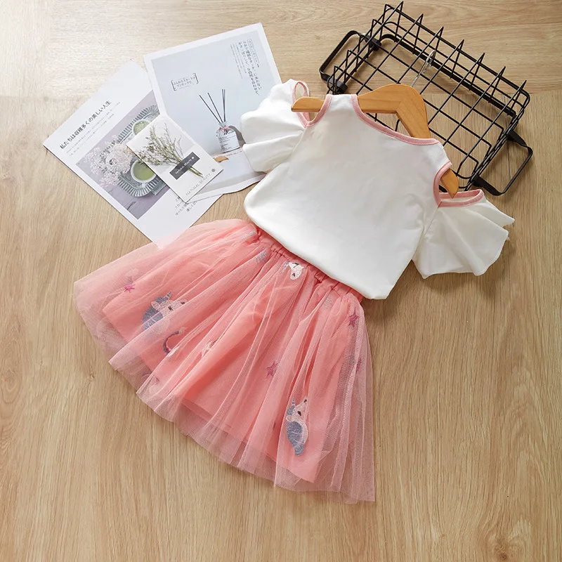 11273618387_1995614336