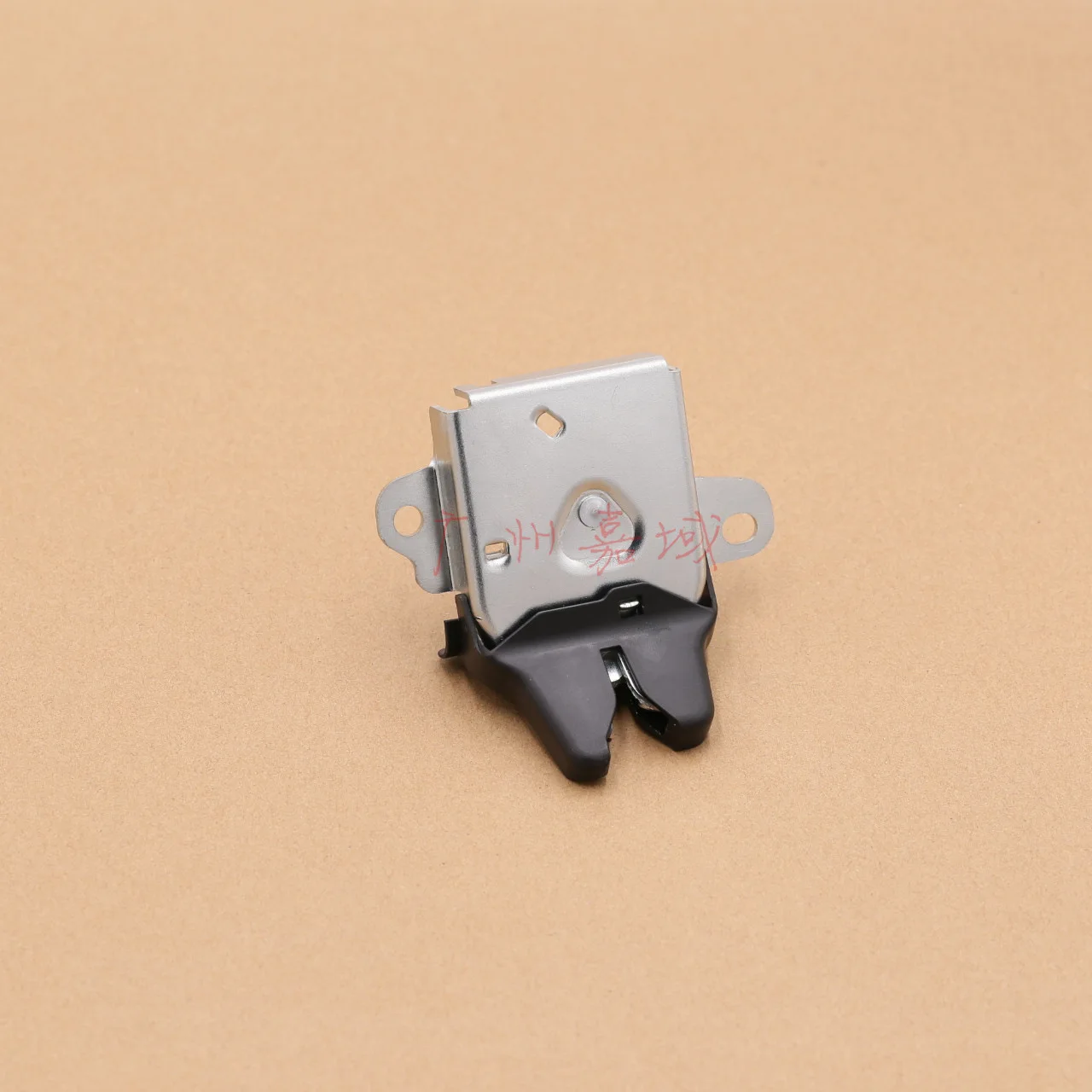 

Manufacturers Direct Selling Vios AXP41 Luggage Lock Block wei xiang suo Trunk Lock Machine 64610-0D010