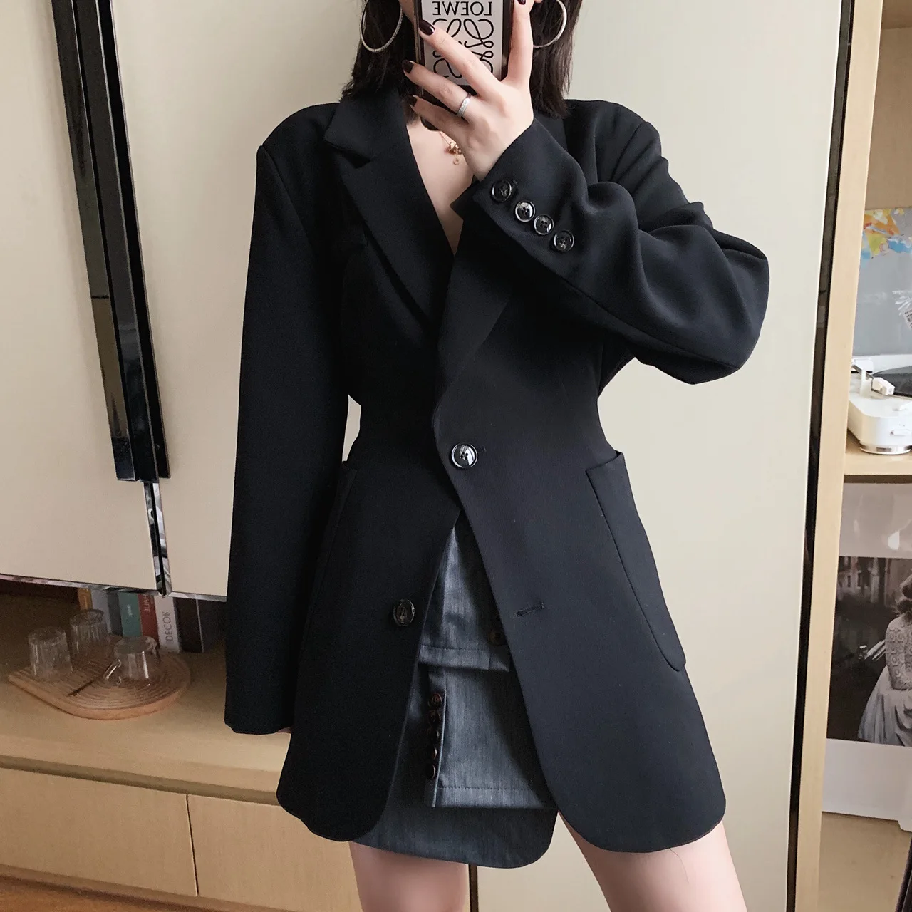 

Spring Garment New Handsome Turn-collar Suit Women Slim Button Suit Jacket Notched Single Breasted Women Jackets and Coats