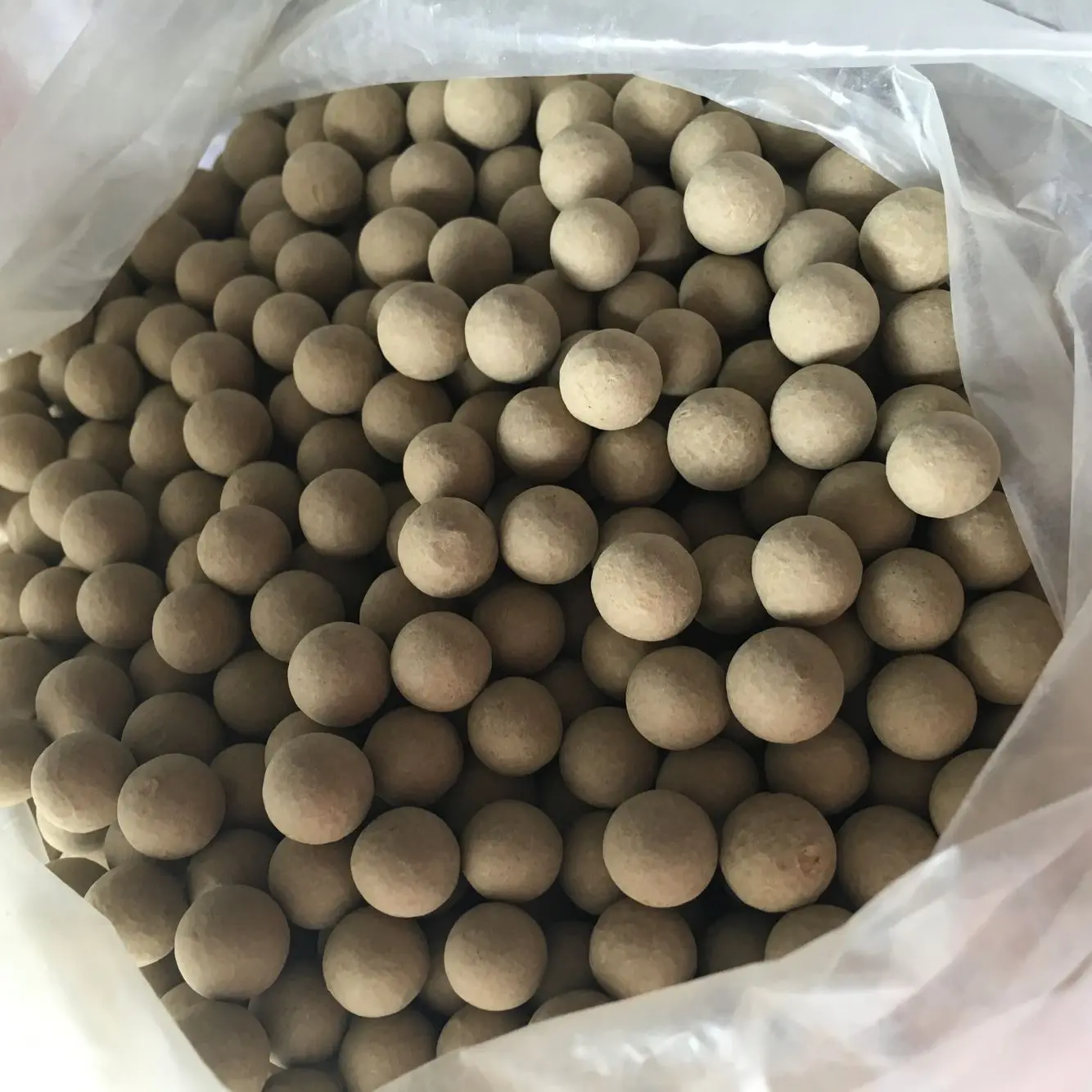 100pcs/pack Slingshot Mud Balls Beads for Hunting Sling Shot Catapult Ammo Description Image.This Product Can Be Found With The Tag Names Mud balls beads hunting, Paintball hunting balls, Paintball slingshot ammo, Wargame balls accessories
