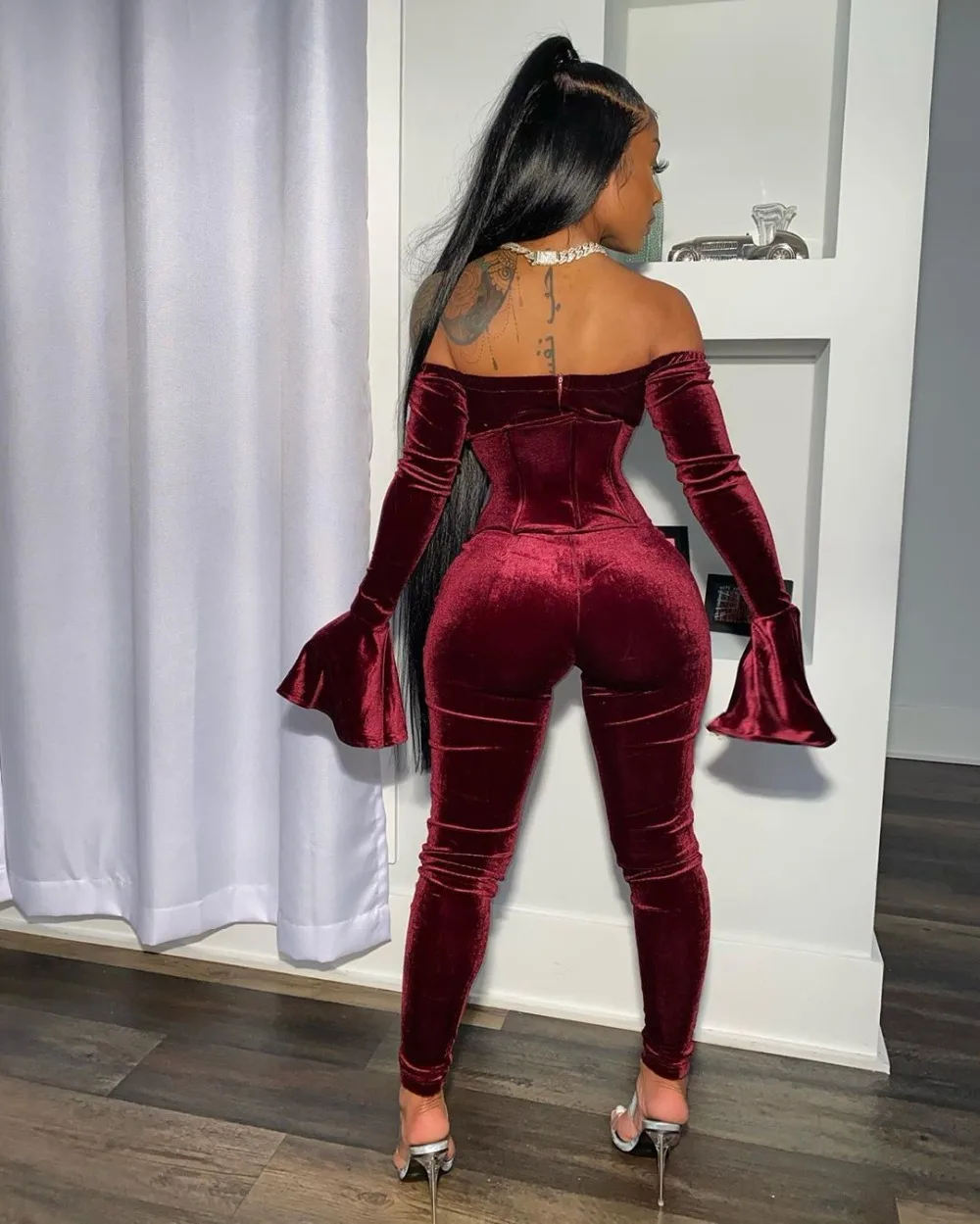 12795994300_606820803