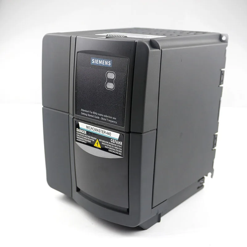 

6SE6440-2UD22-2BA1 MM440 инвертор без встроенного фильтра оригинальный новый спот 380 В 0,75 kгарантия на один год 6SE6440-2UD22-2BA1
