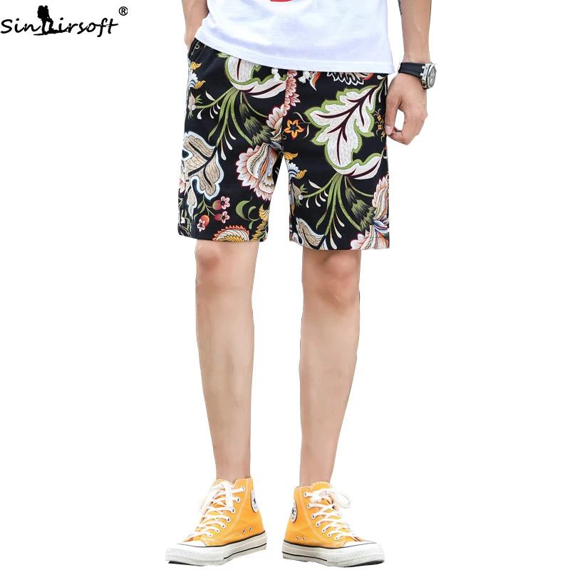 

Men's Retro Ethnic Style Flowers Wild Casual Beach Shorts Men Japanese Tide Brand Summer New Large Size Pants