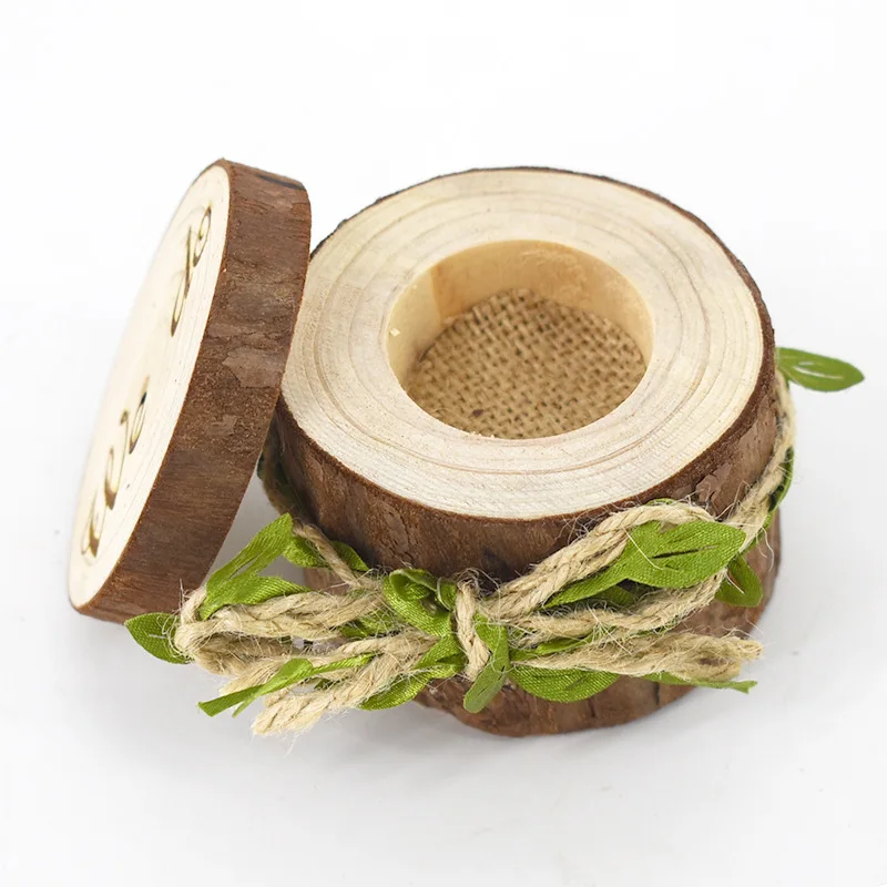 10636240086_2074492032