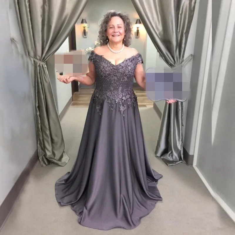 vestido de madrinha серое платье для мамы размера плюс с открытыми плечами ТРАПЕЦИЕВИДНОЕ кружевное платье для мамы невесты вечернее платье - Цвет: same as picture