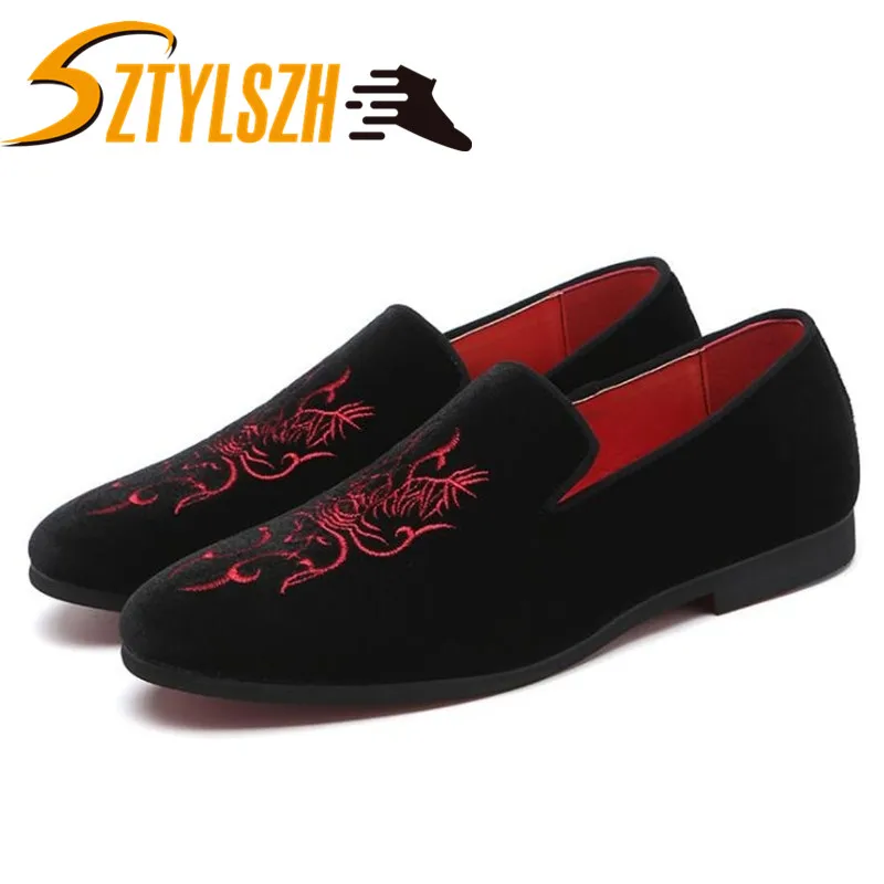 

Italy Style Men Loafers Exquisite Embroidery Business Dress Shoes Elegant Shoes For Man Fashion Suede Casual Men's Flats zapatos
