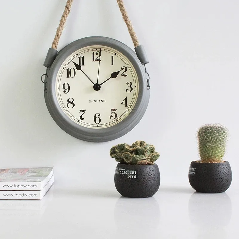 Скандинавские современные минималистичные настенные часы для гостиной, пасторальные металлические подвесные часы, креативные кварцевые немые часы с пеньковой веревкой