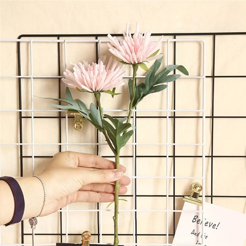2PCS Artificial Real Touch Cloth Crab Claw Chrysanthemum Home Decoration Fake Flower Wedding Hand Holding Flower Wall Material - Цвет: D