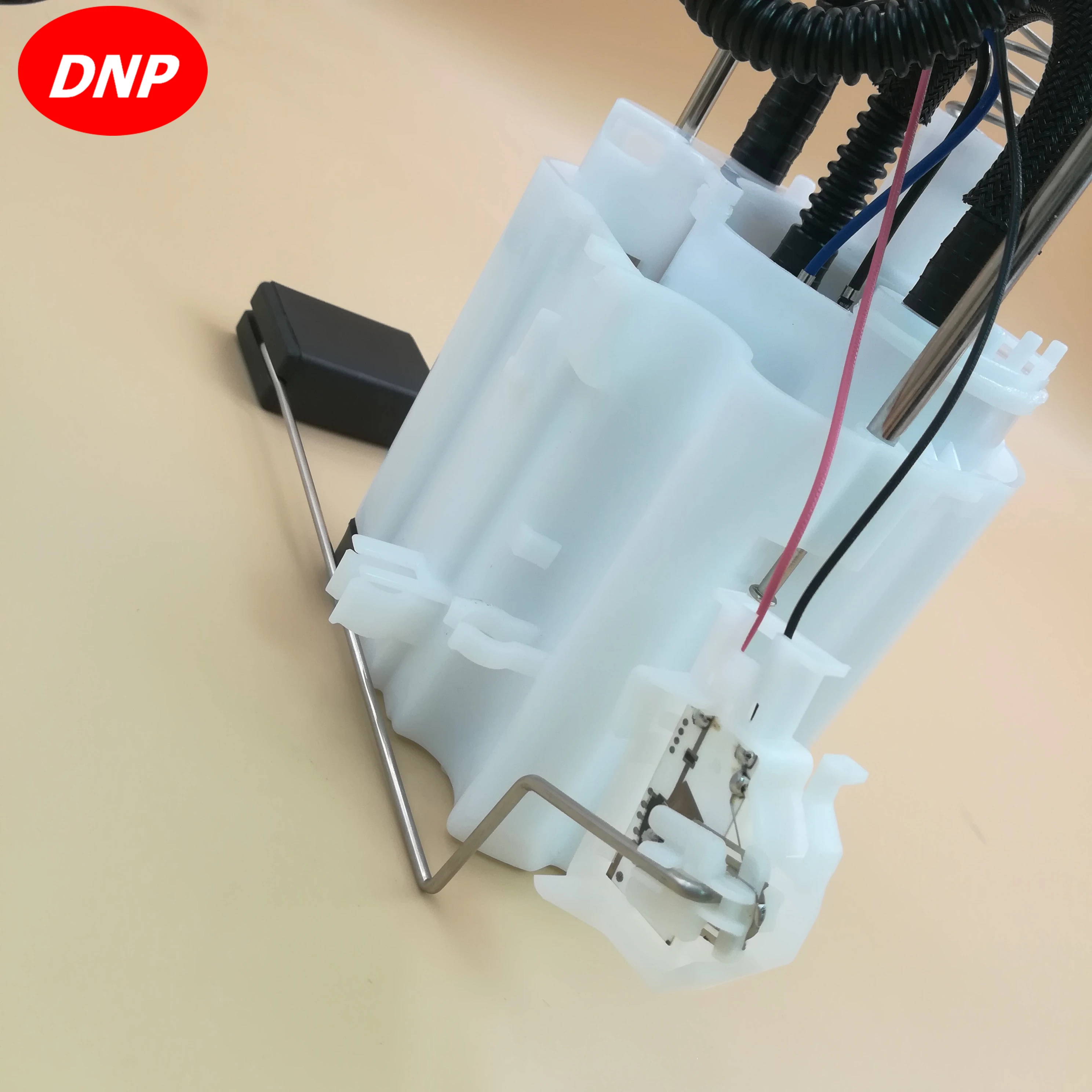 DNP топливный насос в сборе подходит для Nissan Sylphy, Tiida 2012 17040-3DN0A 17040-1YP0A