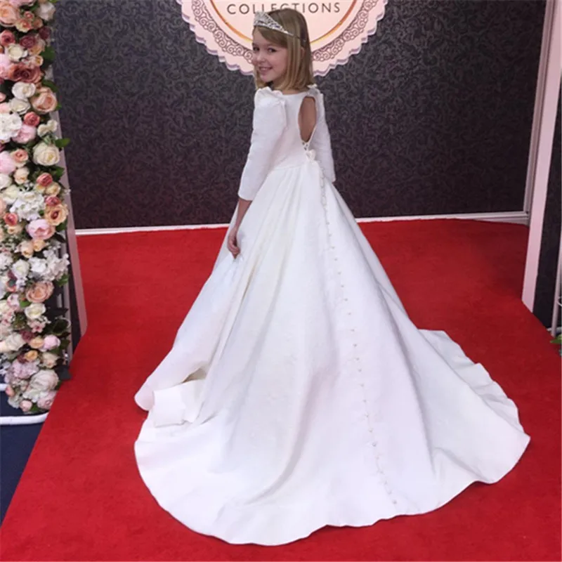 

Custom Made Kids Flower Girl Dress For Wedding 3/4 Sleeves Satin First Communion Gowns Princess Gown Christening Dresses