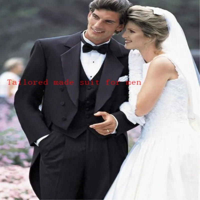 

Customize Made Black Peak Lapel Groomsmen Bride Groom Men's Wedding Party Suits Men's Suits (Jacket + Pants + Vest) 387