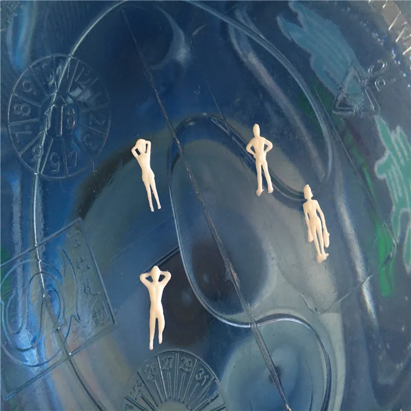MODEL swimming figure07