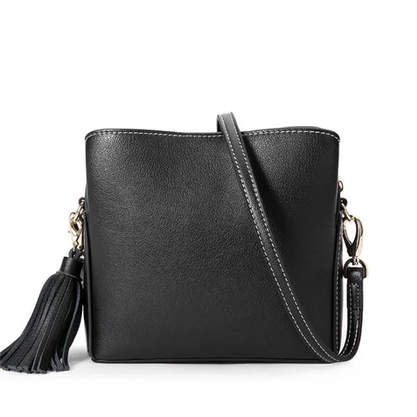 New leather female bag European and American fashion single shoulder bag popular solid color small bag simple diagonal bag - Цвет: Black