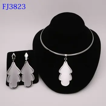 

Fashion jewelry set Nigeria Dubai gold-color African bead jewelry wedding jewelry set African Bridal Wedding Gifts