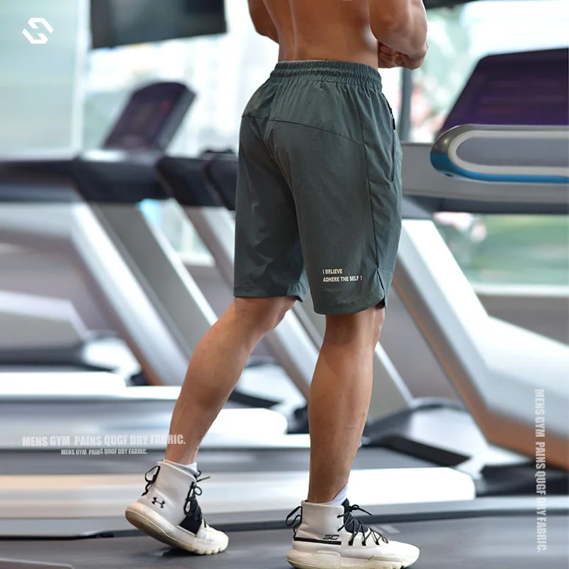 Nuovi pantaloncini da uomo per lo sport estivo, per la corsa o