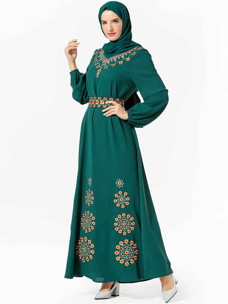 12361528383_1914155520